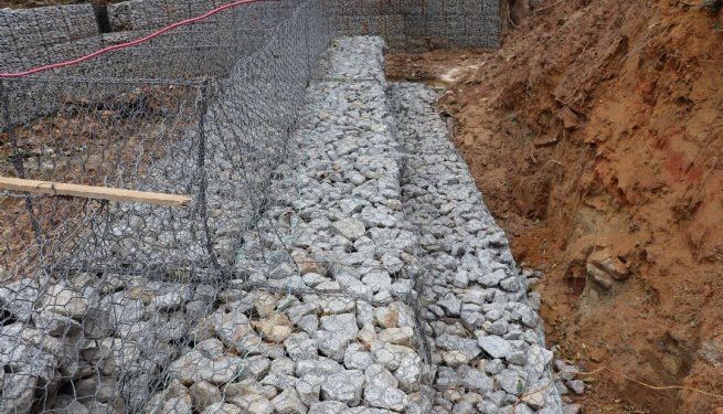 Prefeitura de São Sebastião inicia obra de contenção e drenagem na Vila Queiroz Galvão/Esquimó, em Juquehy