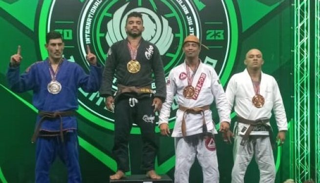 Lutador de São Sebastião vence campeonato mundial de jiu-jitsu