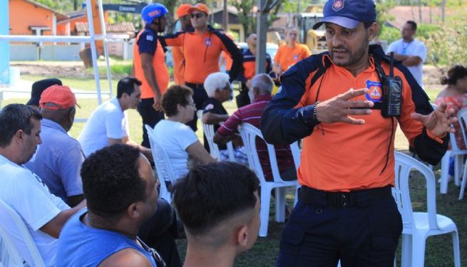 Simulado de evacuação de área de risco chega à Vila Pernambuco, em Juquehy