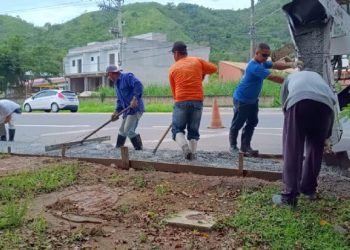 Prefeitura segue investindo em infraestrutura urbana e constrói calçada acessível na Cigarras