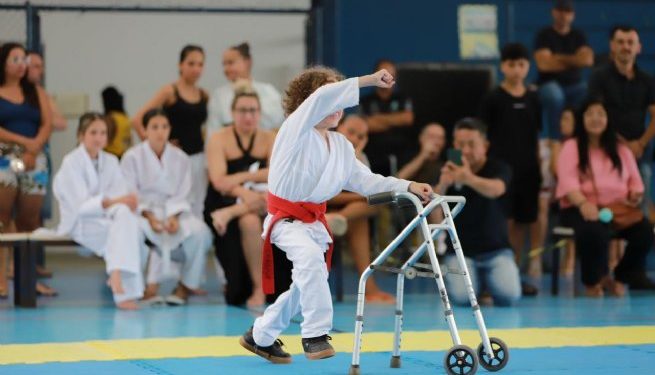 Paracarateca sebastianense inspira pessoas através do esporte e conquista títulos para a cidade