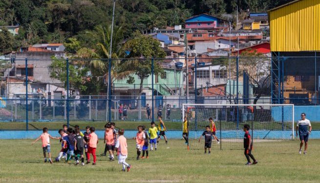 Escolinhas Esportivas de São Sebastião atendem 7.400 alunos em 2023