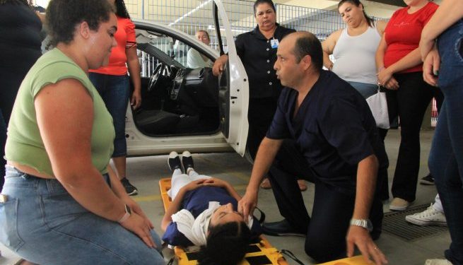Hospital de Clínicas da Costa Sul capacita profissionais de Saúde e apoio em Urgência e Emergência