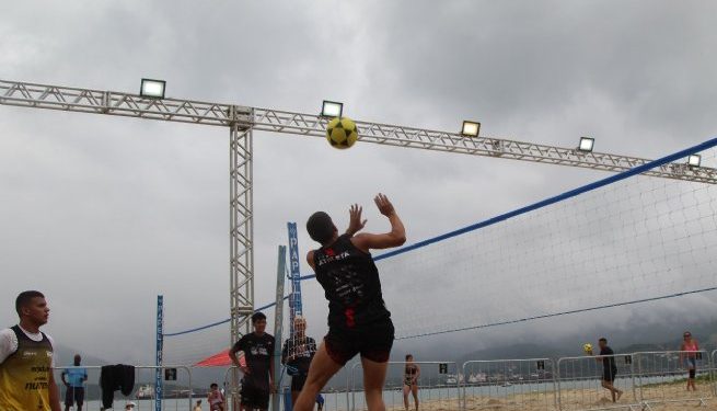 1ª Etapa do Circuito Sebastianense de Futevôlei agita Arena Esportiva da Praça da Vela