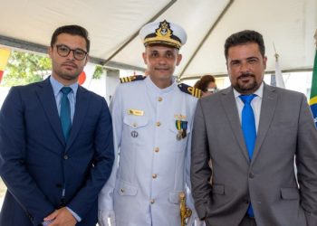 Prefeito Felipe Augusto prestigia troca de comando da Delegacia da Capitania dos Portos de São Sebastião