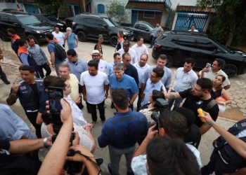 Governador confirma entrega de apartamentos de Maresias e da Baleia Verde para fevereiro