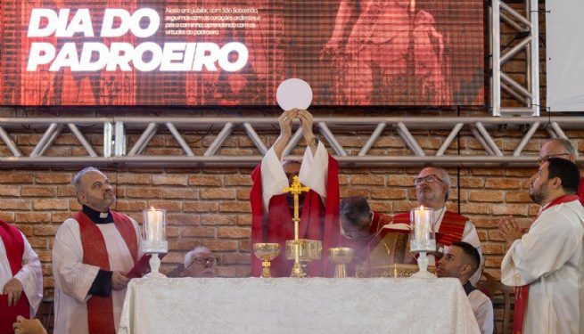 Festa do Padroeiro tem show do Padre Fábio de Melo e sorteio de mais um automóvel