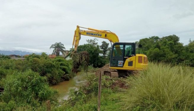 Prefeitura de São Sebastião intensifica ações de limpeza de rios e córrego na Costa Norte