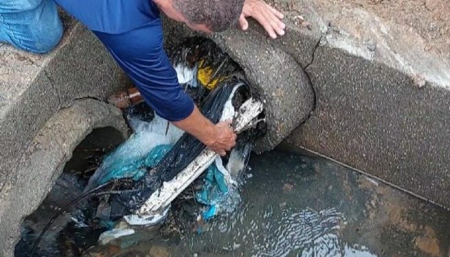 Prefeitura de São Sebastião reforça ações de limpeza em córregos e galerias para prevenir alagamentos