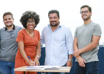 Prefeito Felipe Augusto participa da posse dos novos membros do Conselho Tutelar e destaca compromisso com a proteção infantojuvenil