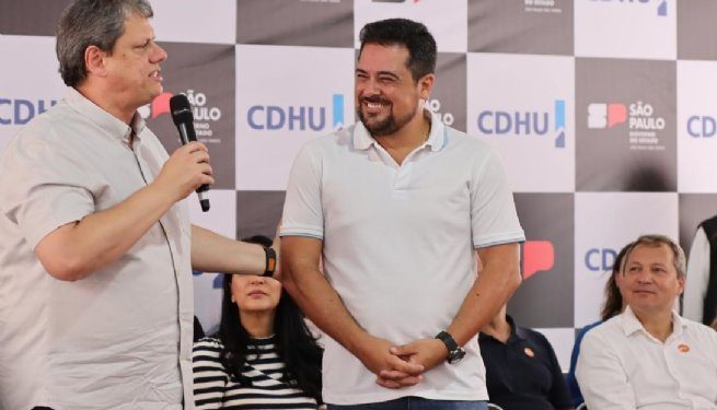 Governo do Estado e Prefeitura entregam conjunto habitacional de Maresias