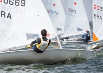 Alunos das Escola de Vela de São Sebastião disputam Campeonato Brasileiro da Classe ILCA 2024