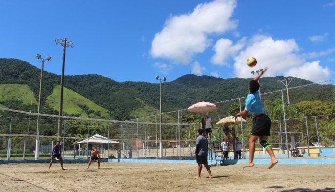 2ª Etapa do Circuito Sebastianense de Vôlei de Praia tem participação de 18 duplas e jogos de alto nível