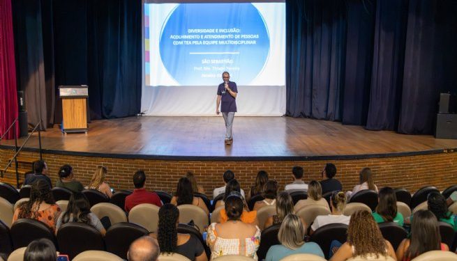 Prefeitura de São Sebastião promove palestra para familiares de pessoas com TEA nesta sexta-feira, em Maresias