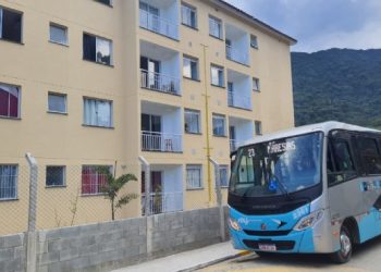 Prefeitura de São Sebastião estende linha de ônibus até novo conjunto habitacional de Maresias