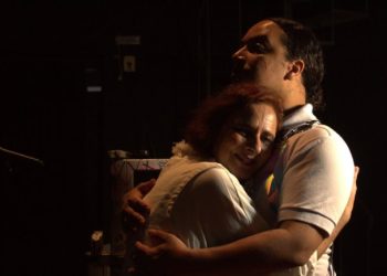 Espetáculo ‘Mãe, sou Queer!’ chega a São Sebastião em apresentação gratuita neste sábado