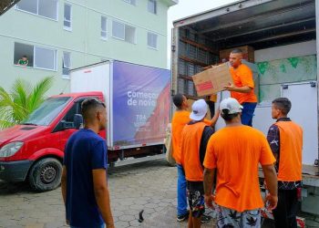  Famílias iniciam mudança para apartamentos entregues no bairro Baleia Verde