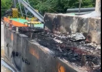 Draga usada no desassoreamento do Rio Sahy, na Costa Sul de São Sebastião, é alvo de ação criminosa