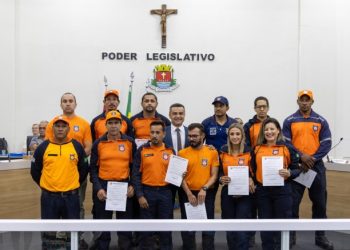 Defesa Civil de São Sebastião recebe Moção de Congratulação da Câmara de Ubatuba