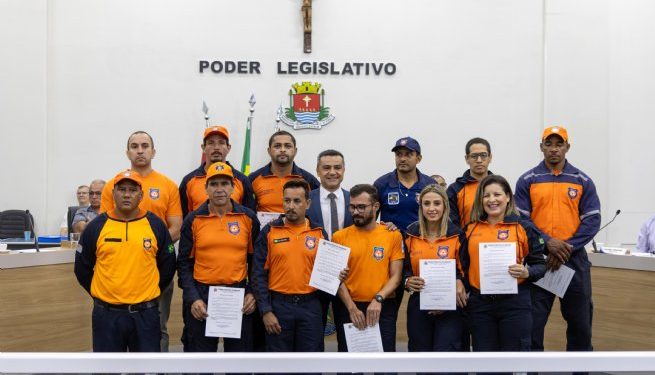 Defesa Civil de São Sebastião recebe Moção de Congratulação da Câmara de Ubatuba