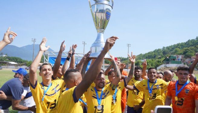 Boca Juniors vence o Caiçara e levanta a taça do Torneio de Aniversário de São Sebastião