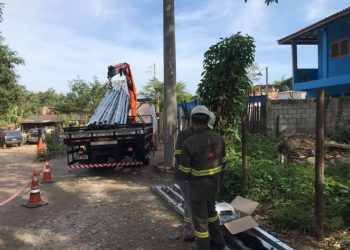 Prefeitura de São Sebastião entrega 40 títulos de regularização fundiária para moradores da Vila Carioca