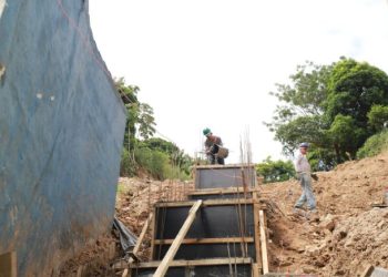 Prefeitura de São Sebastião realiza obras de drenagem e estabilização de talude no bairro Itatinga