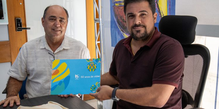 Prefeito Felipe Augusto e à Sabesp analisam desempenho positivo do saneamento em São Sebastião