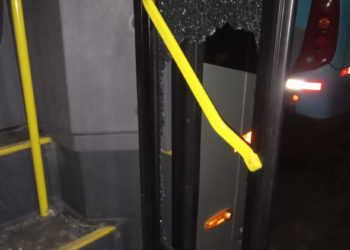 Ônibus da SOU volta sofrer com atos vandalismo em São Sebastião