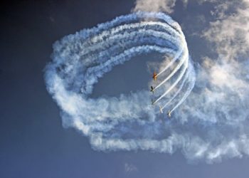 Esquadrilha CEU realiza espetáculo aéreo em São Sebastião neste domingo