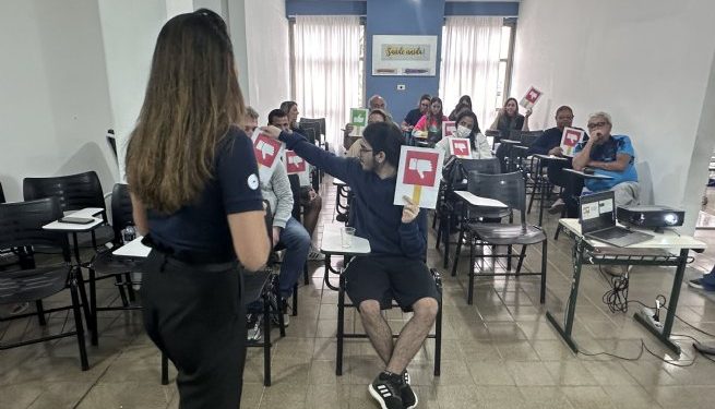 SESAU realiza primeira reunião de acompanhamento a familiares de pacientes que receberam o FreeStyle Libre