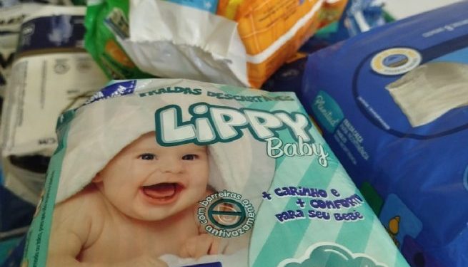 Fundo Social recebe doações de fraldas infantis e geriátricas da Liga Sebastianense de Futsal