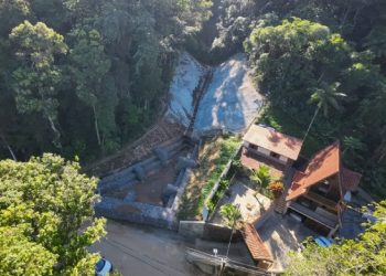 Prefeitura de São Sebastião conclui obras de contenção e drenagem na Estrada do Piavú, em Cambury