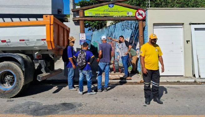 SEMAM investiga lançamento irregular em cano de drenagem