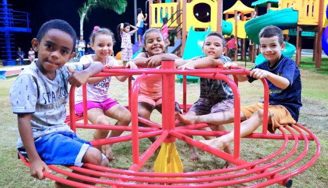 Prefeitura de São Sebastião inicia projeto de implantação de playgrounds infantis em bairros do município