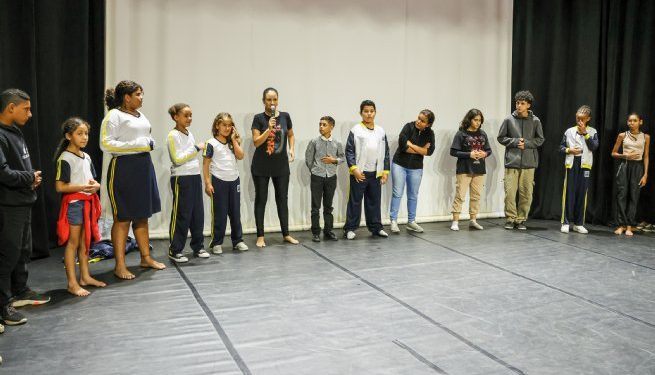Selecionados para o Festival Estudantil da Voz de São Sebastião participam de workshop formativo
