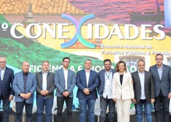 Emoção e homenagens marcam o encerramento do 7º CONEXIDADES em São Sebastião