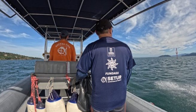 Prefeitura de São Sebastião e Instituto Baleia Jubarte segue com as ações de orientação e conscientização sobre as regras de avistamento de baleias