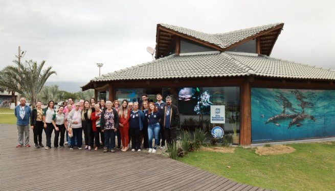 Cultura + Melhor Idade: Idosos da Costa Sul visitam monumentos históricos na Região Central de São Sebastião