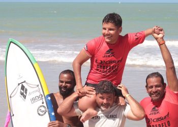 CBSurf Finaliza A Seletiva Para O Mundial De Parasurf E Começa A Disputa Profissional Em Intermares