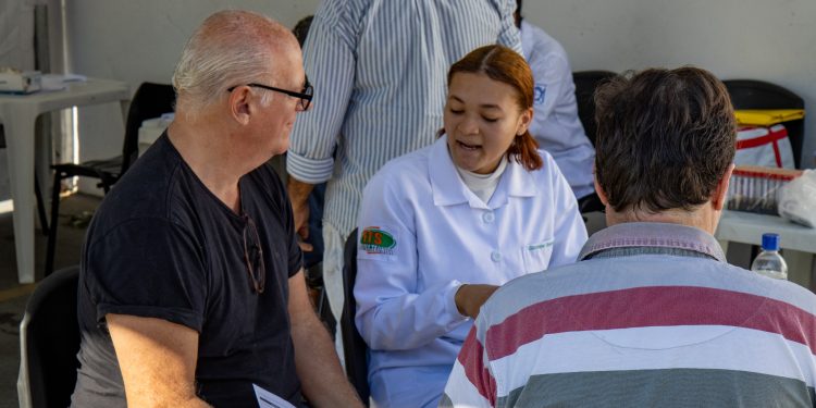SESAU inicia ações preventivas à Saúde do Homem em diversos pontos do município