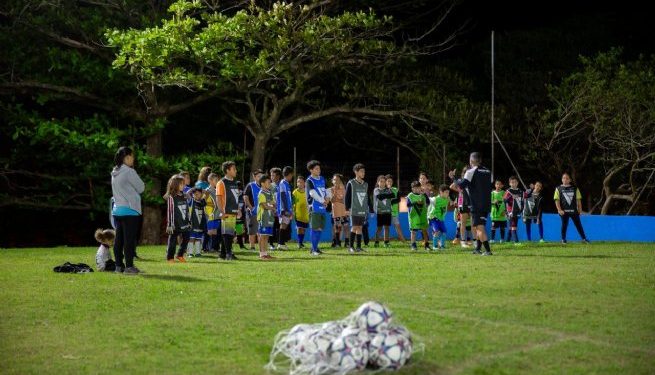 Prefeitura de São Sebastião entrega iluminação de LED no Campo de Futebol do Morro do Abrigo