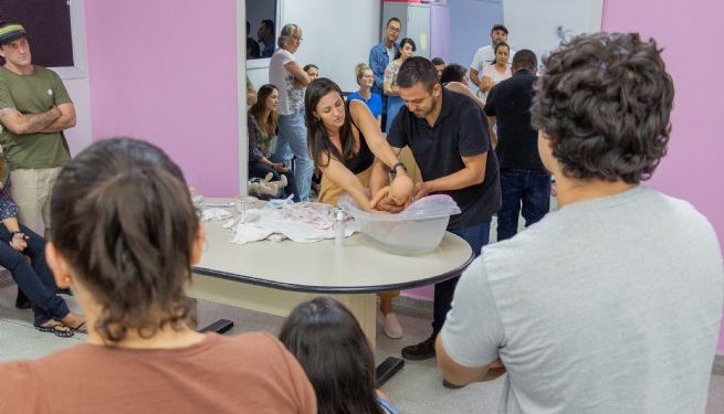 Prefeitura de São Sebastião promove Curso de Casais Grávidos no CIAMA Topolândia