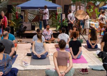 Festival Feira da Alegria promove economia criativa e solidária na Praça Pôr do Sol