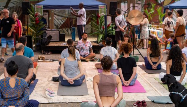 Festival Feira da Alegria promove economia criativa e solidária na Praça Pôr do Sol