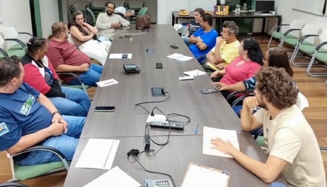 Secretaria do Meio Ambiente de São Sebastião apresenta novo projeto de ecobarreira fixa para combate aos resíduos na Baía do Araçá