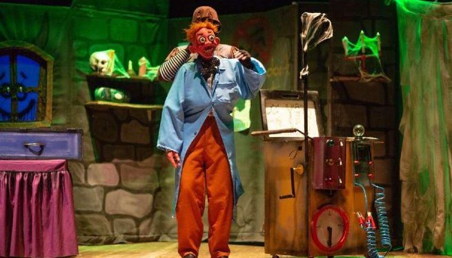 Espetáculo infanto-juvenil ‘Monstro e Cia.’ é atração no Teatro Municipal de São Sebastião