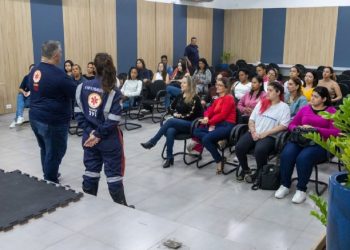 Monitores e gestores de creches passam por formação em primeiros socorros