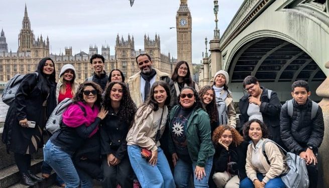Intercambistas exploram Londres e vivenciam atividades culturais e educativas na Inglaterra