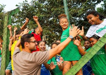 Reinaldinho Moreira, prefeito eleito de São Sebastião, faz história no Litoral Norte e agradece pessoalmente os eleitores